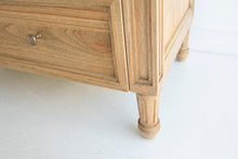 Load image into Gallery viewer, Hamilton Dresser - Weathered Oak with Five Drawers - Boho Bliss